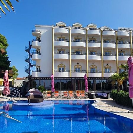 Hotel Miramare Vodice Bagian luar foto