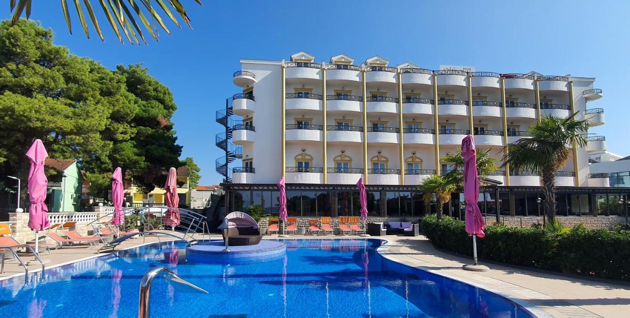 Hotel Miramare Vodice Bagian luar foto