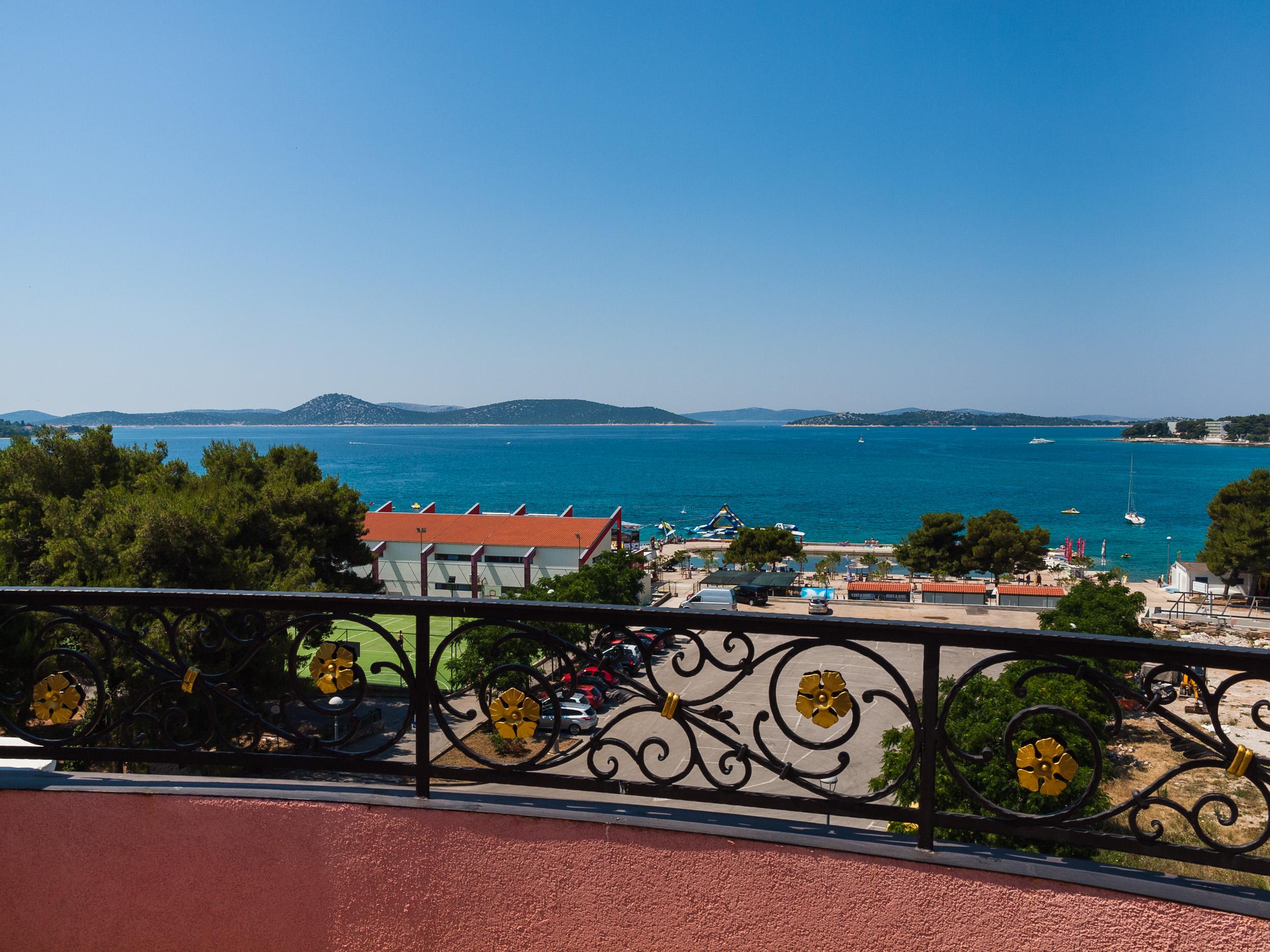 Hotel Miramare Vodice Bagian luar foto